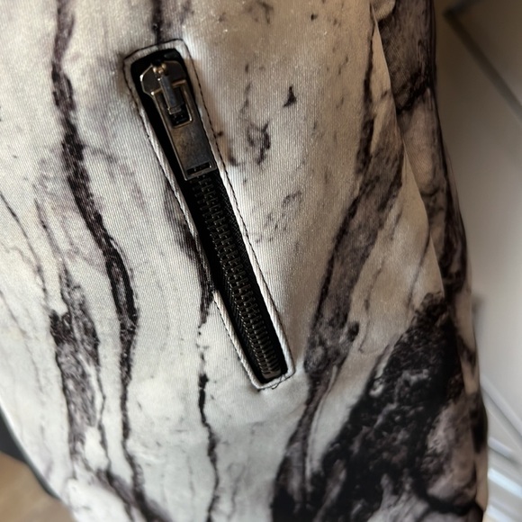 ZARA Basic Marble Asymmetric Zip Moto Mini Skirt Size Medium - Picture 8 of 15